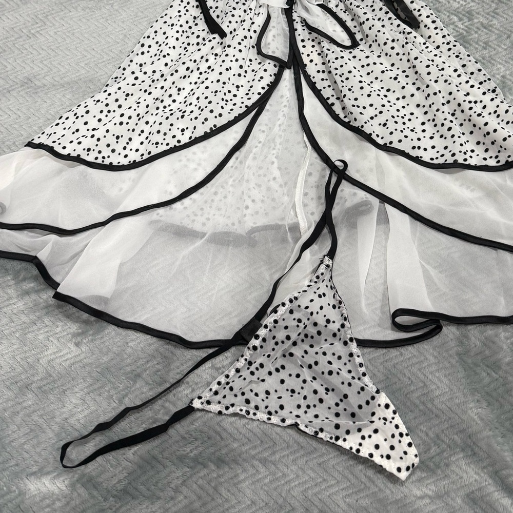 Victorias Secret Very Sexy Peek-a-boo Flyaway Babydoll - Picture 6 of 9
